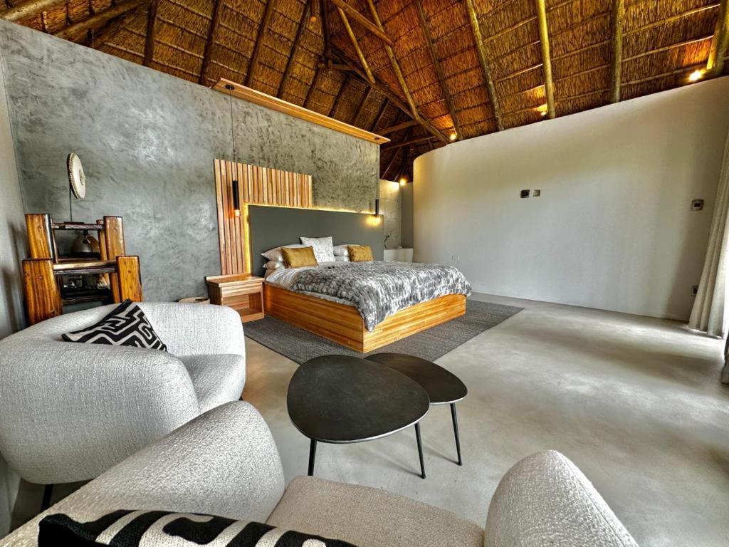 La Joya Lodge Conference Centre And Spa Pelindaba Extérieur photo