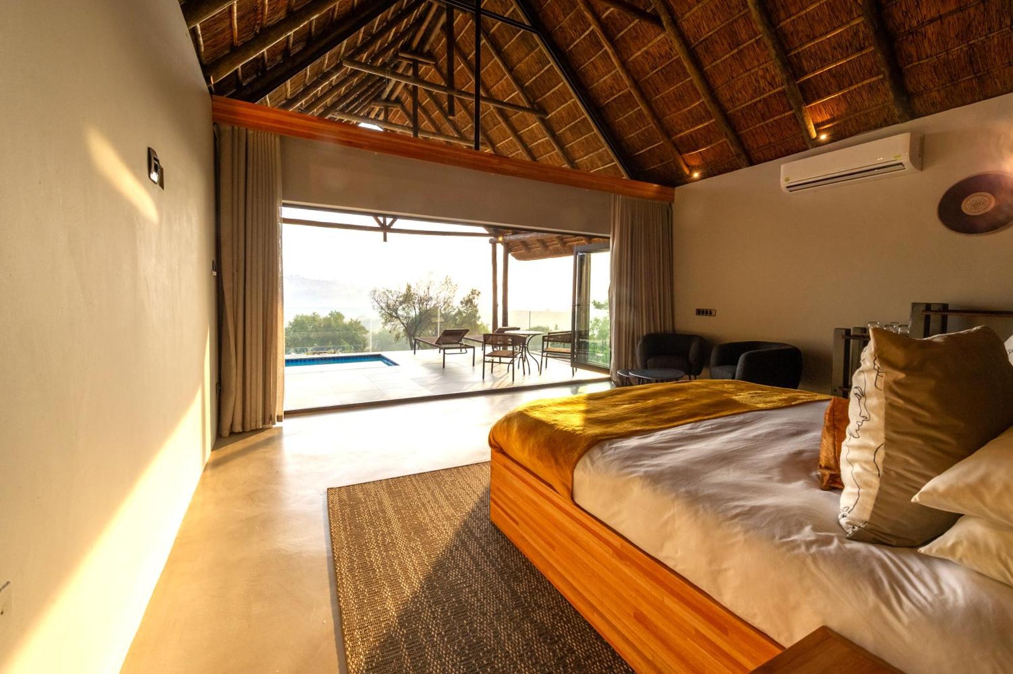 La Joya Lodge Conference Centre And Spa Pelindaba Extérieur photo