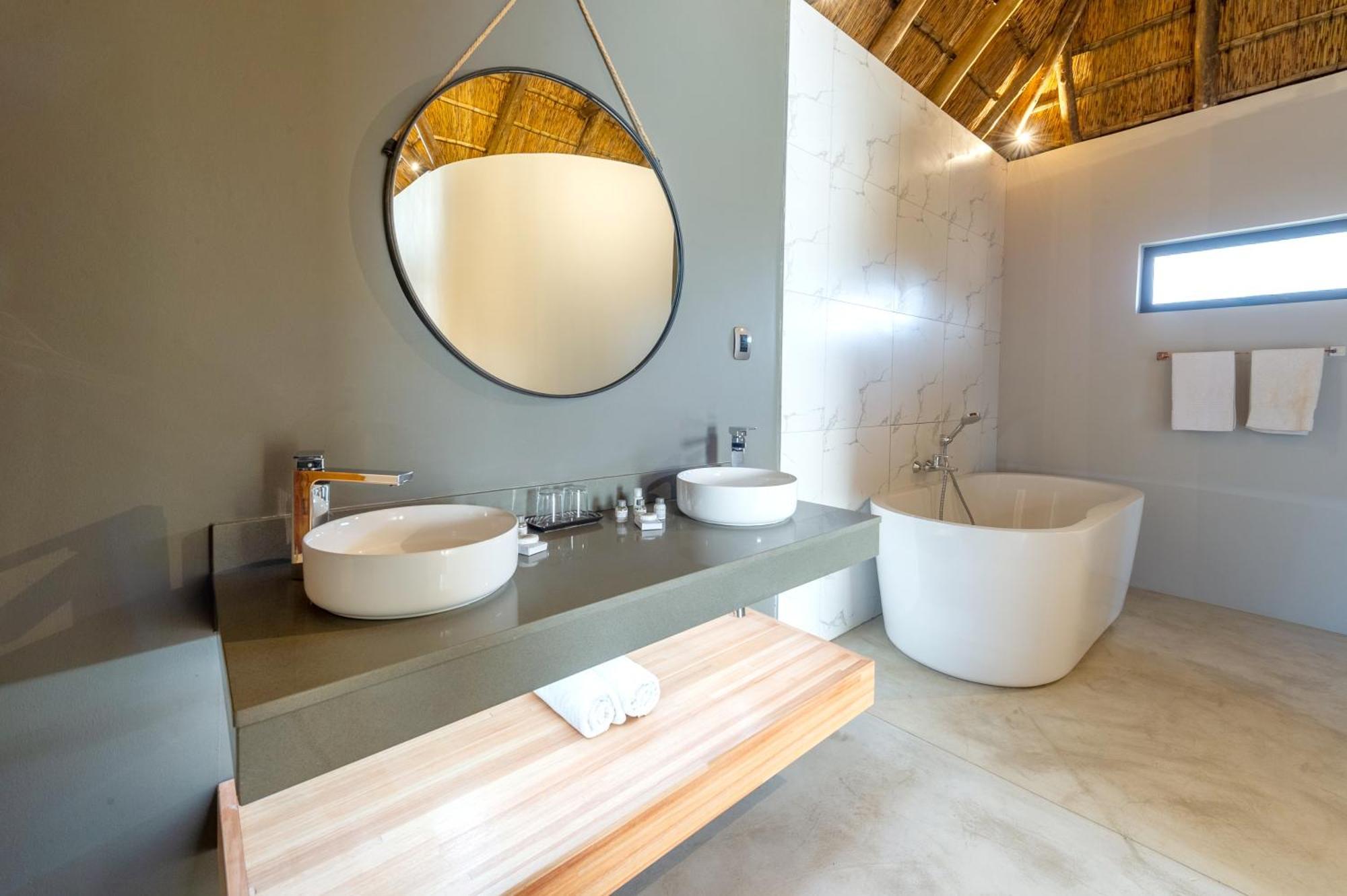La Joya Lodge Conference Centre And Spa Pelindaba Extérieur photo